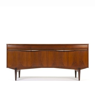 Vintage sideboard in teak with organic details