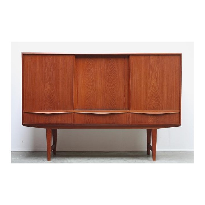 Sideboard in teak high model no. 