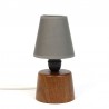 Deens klein model vintage tafellampje met klemkapje