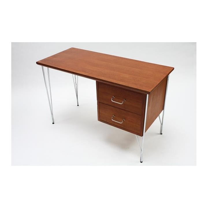 Desk on chrome base - Retro Studio