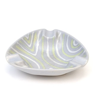 Höhr vintage ashtray model 1318