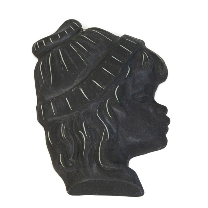 Pottery vintage silhouette of girl