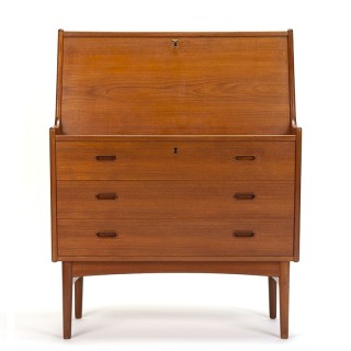 Arne Wahl Iversen vintage secretaire model 37