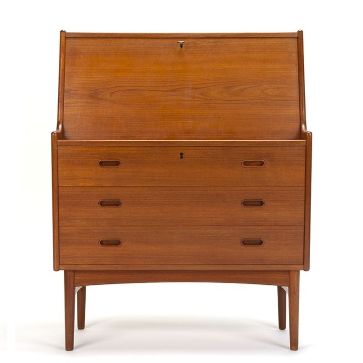 Arne Wahl Iversen vintage secretary model 37