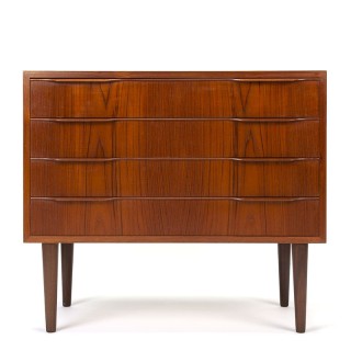 Ladekast Deens vintage model met 4 lades in teak