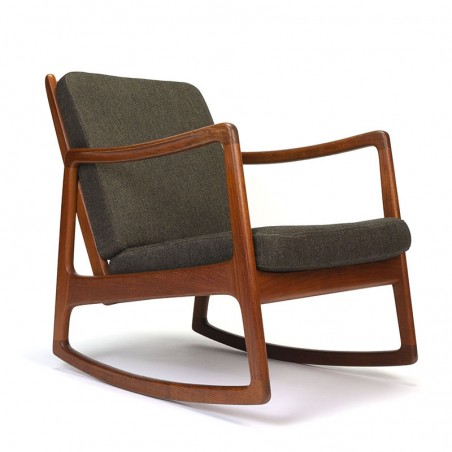 Deense vintage design schommelstoel ontwerp Ole Wanscher model