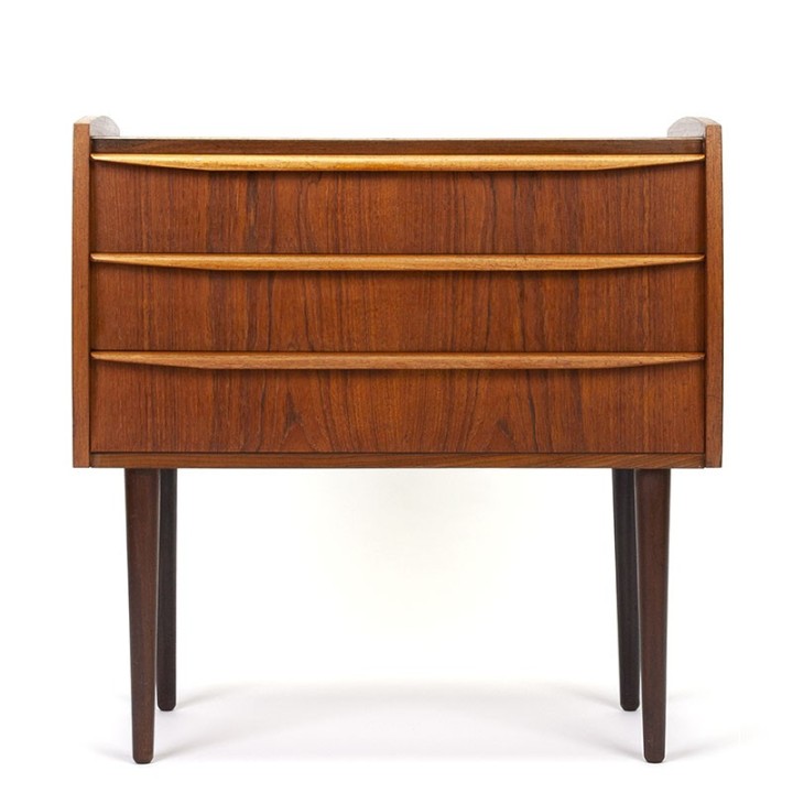 Small Danish vintage chest of drawers with long handle