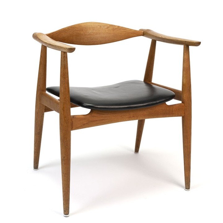 Vintage model CH 35 design Hans J. Wegner in oak