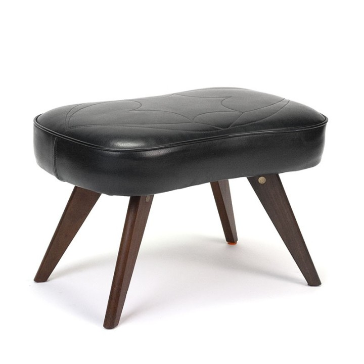 Deense vintage poef/ hocker met schuine teakhouten poten