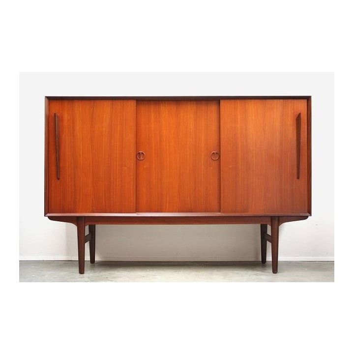 Scandinavisch dressoir hoog model - Retro Studio