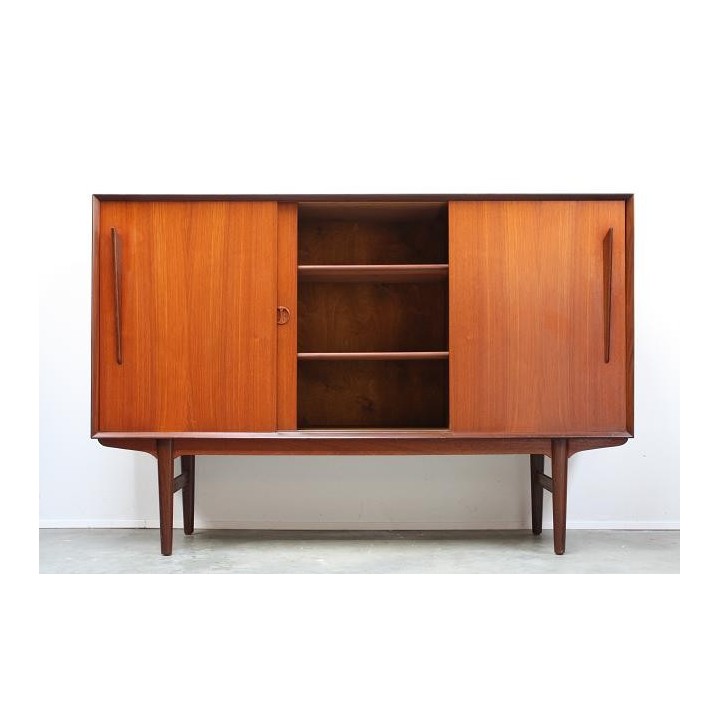 Scandinavisch dressoir hoog model - Retro Studio