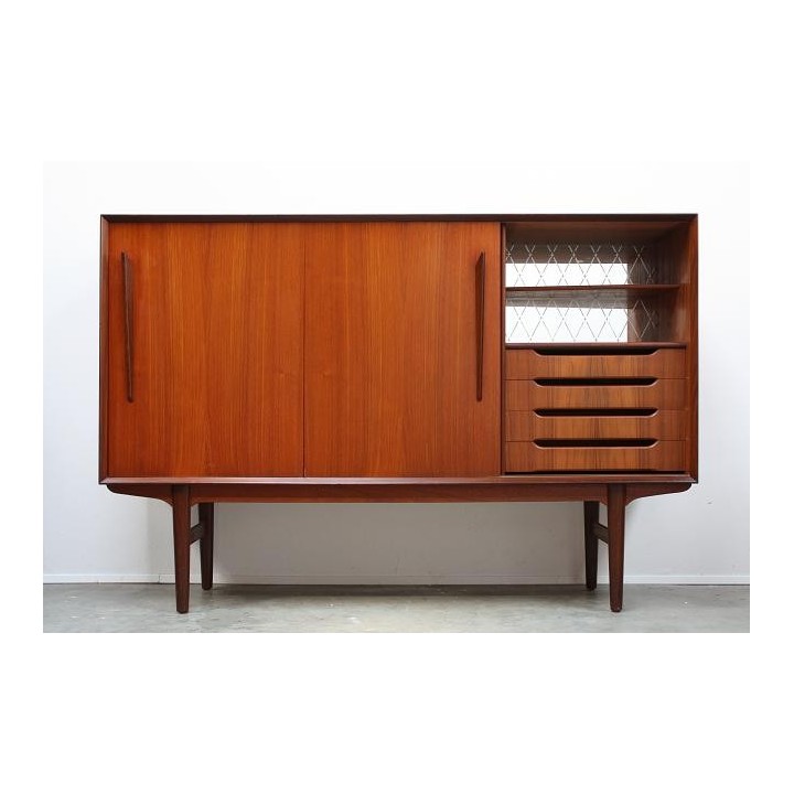 Scandinavisch dressoir hoog model - Retro Studio