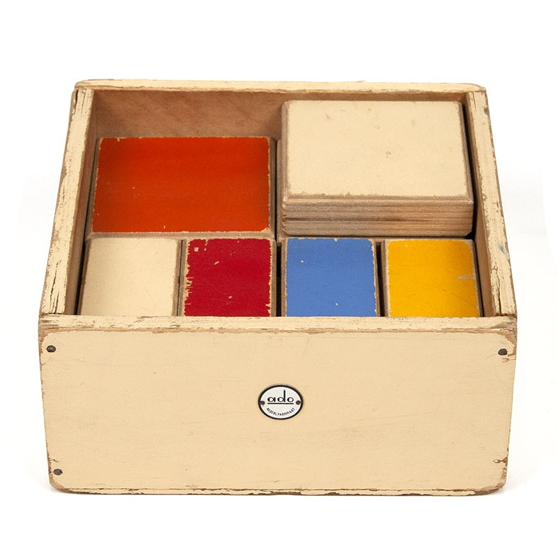 ADO vintage kleine gekleurde blokken in doos