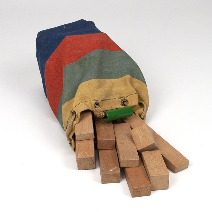 ADO vintage block bag from the 1940s/50s