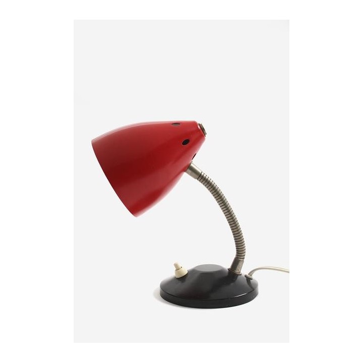 Hala Zeist red Ukkie 2 - Retro Studio