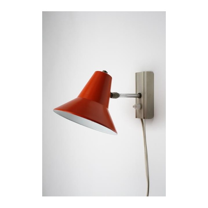 Wall lamp with orange shade - Retro Studio