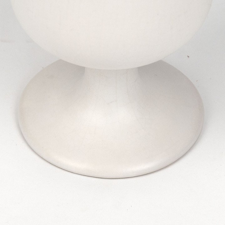 Vintage Flora Gouda porcelain vase model 1842