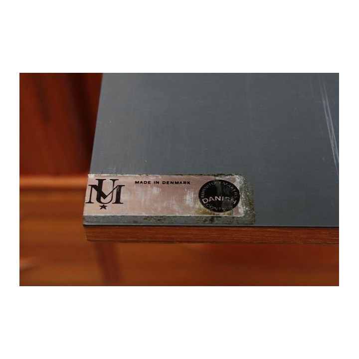 Johannes Andersen model UM 14 - Retro Studio