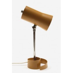 Table lamp on spiral base