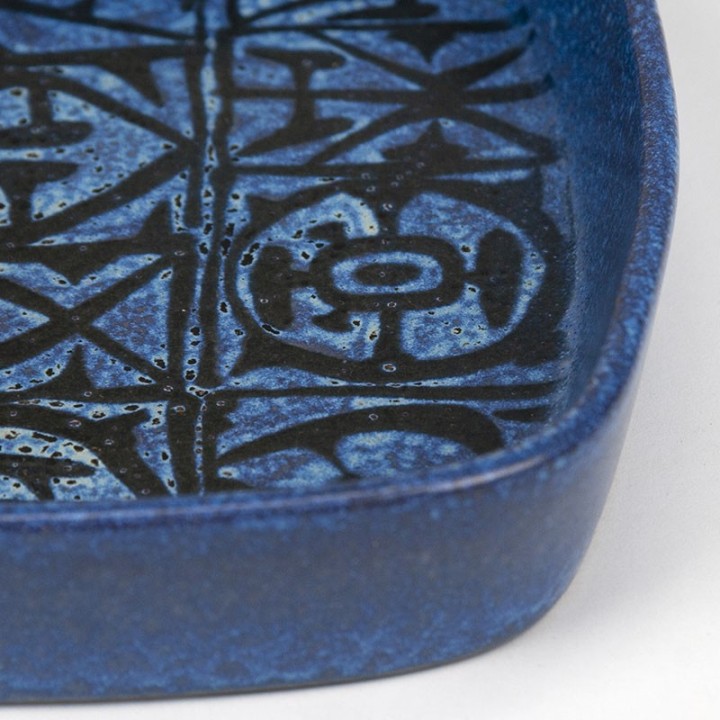 Royal Copenhagen vintage bowl design Nils Thorsson no. 704