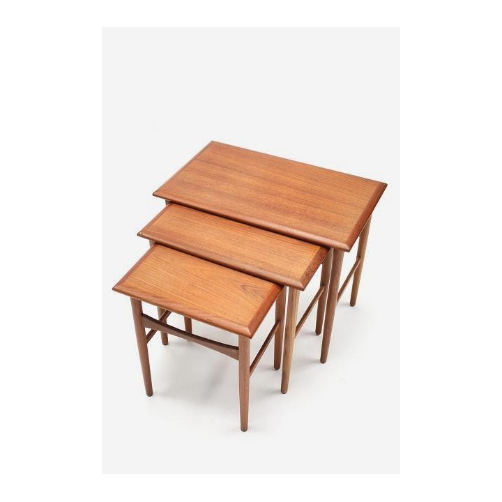 Set of 3 Danish nesttables - Retro Studio