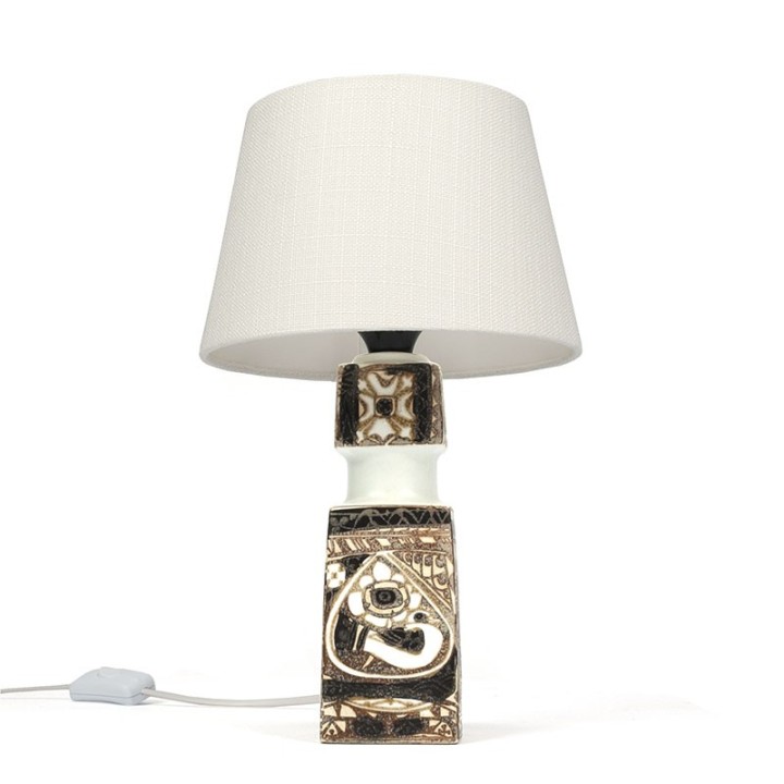 Royal Copenhagen model 92 7193 vintage table lamp