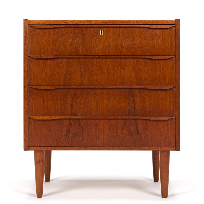 Mid-Century vintage Danish chest of drawers with 4 drawers