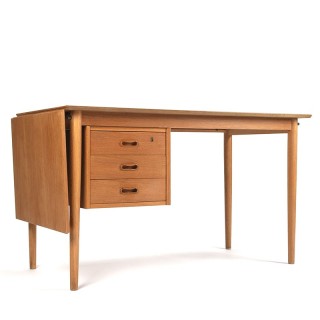 Eiken vintage bureau ontwerp Arne Vodder voor H. Sigh & Son