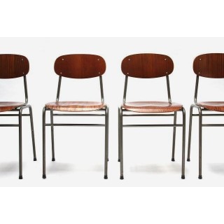 Set van 4 industriele Deense schoolstoelen - Retro Studio