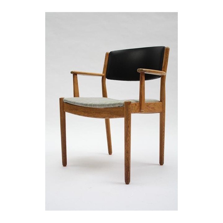 Set van 6 stoelen in eiken van Poul Volther - Retro Studio