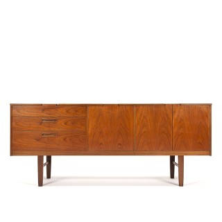 Mid-Century vintage teakhouten laag model dressoir
