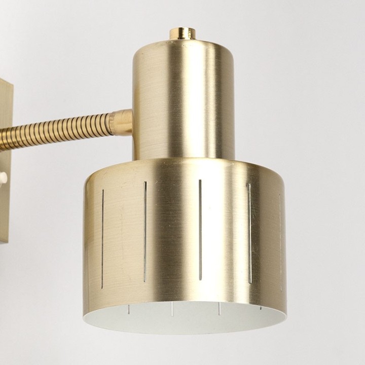 Messing Mid-Century vintage Deense wandlamp van Vitrika