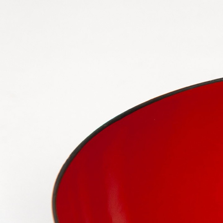 Scandinavische vintage emaille zwart rode schaal