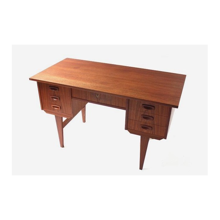 Teakhouten bureau uit Scandinavie nr.1 - Retro Studio