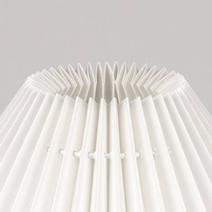 Holmegaard Deense vintage tafellamp type Mary Opal