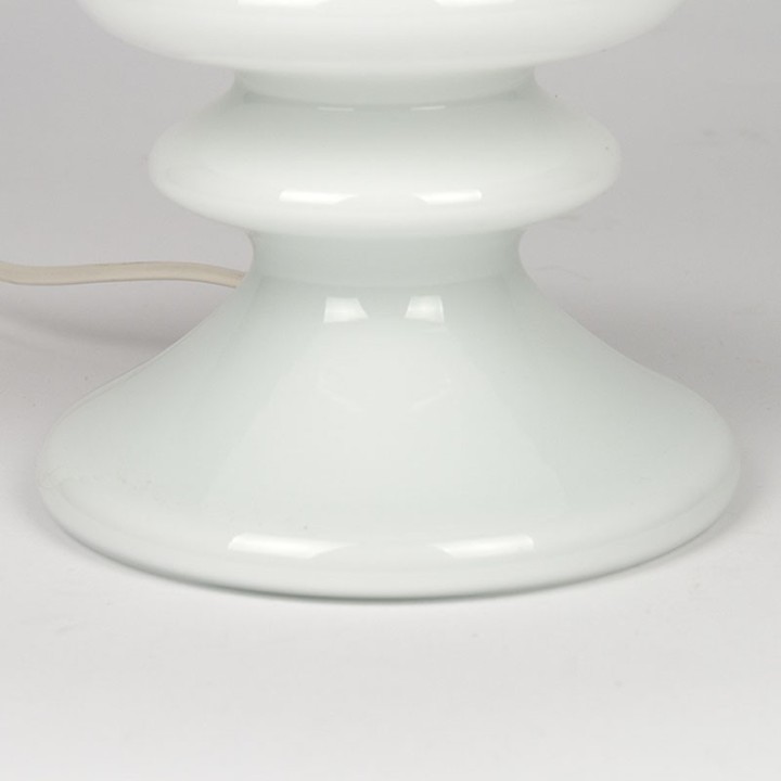 Holmegaard Deense vintage tafellamp type Mary Opal