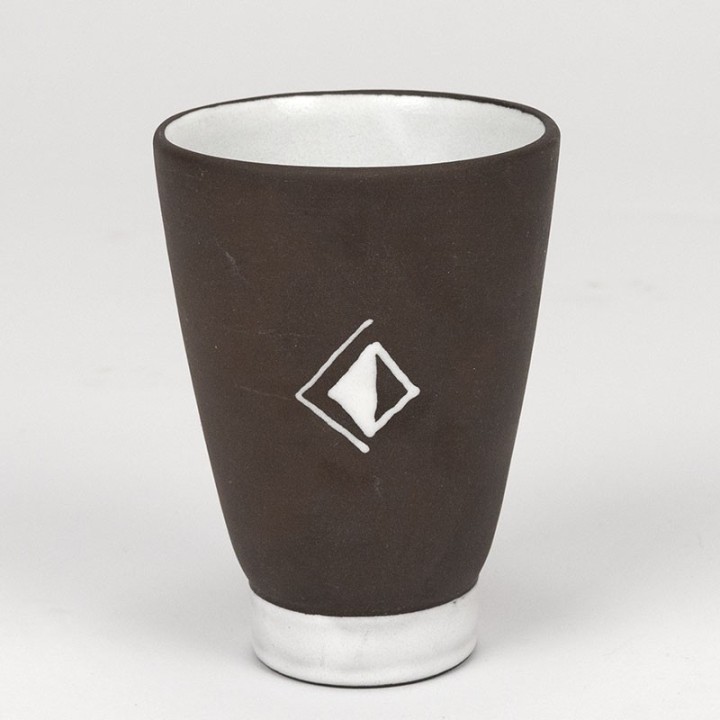 Klein model vaasje van aardewerk met vis afbeelding