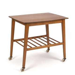 Vintage teak/ beuken Deense bijzettafel op wieltjes