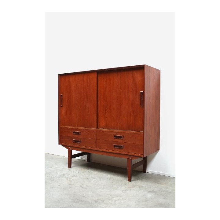 Wandkast uit Scandinavie