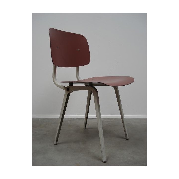 Friso Kramer Revolt chair red