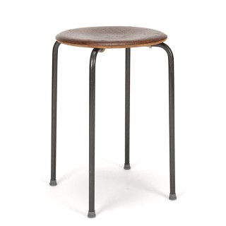 Industriële Deense vintage kruk met teakhouten zitting