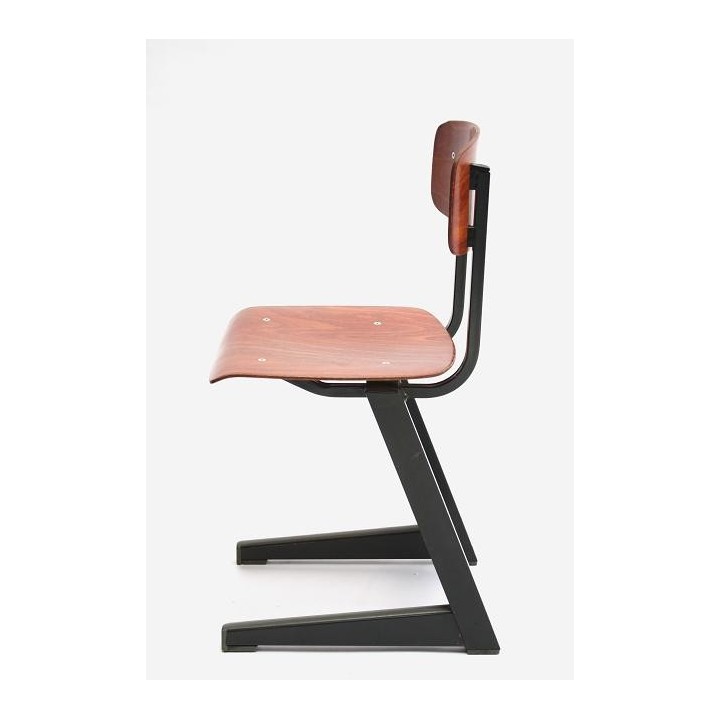 Industrial children's chair - Retro Studio