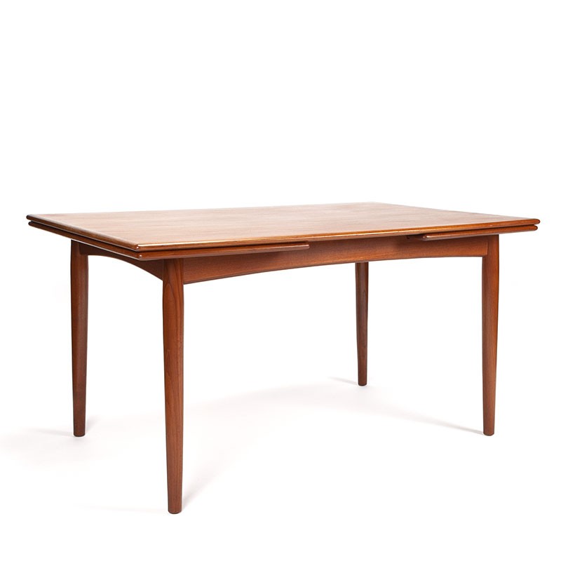 Mid-Century Danish vintage extendable design dining table