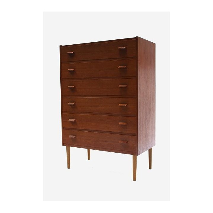 Teak chest of drawers from Denmark - Retro Studio