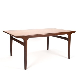 Johannes Andersen vintage dining table for Uldum Møbelfabrik