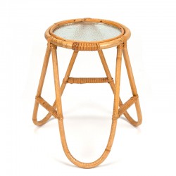 Vintage plant table in rattan with glass top