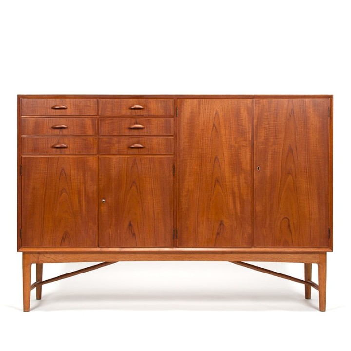 Groot Mid-Century vintage design dressoir met bijzonder