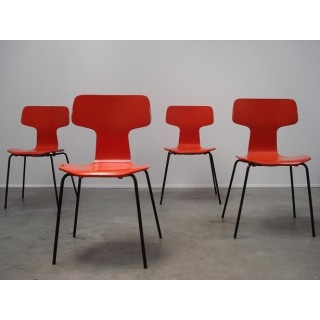 Arne Jacobsen Grand Prix stoelen 3130 set van 4 - Retro