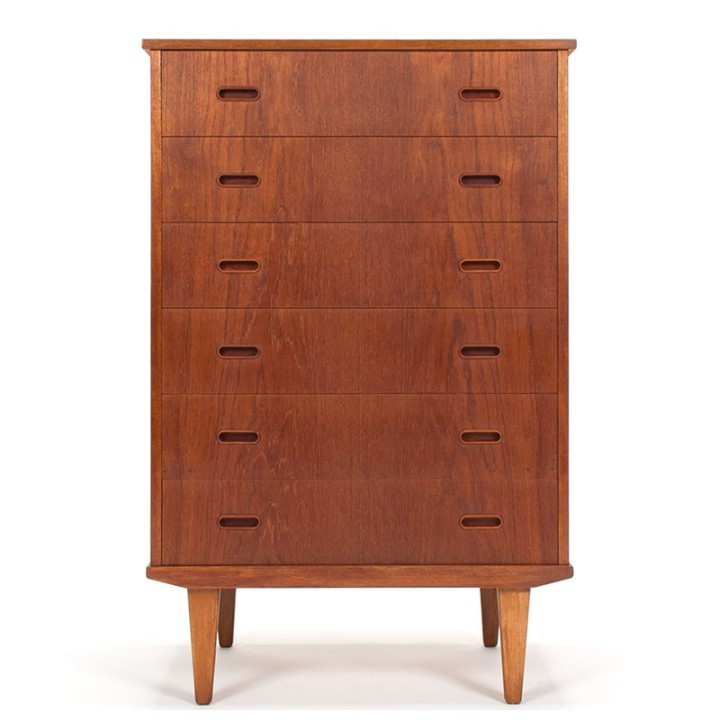Deense vintage tallboy ladekast in teakhout