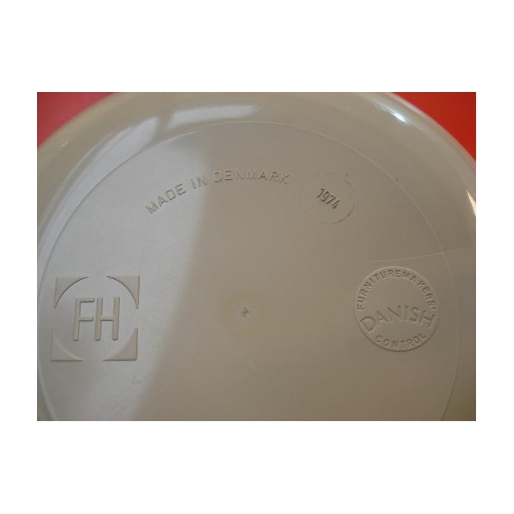 Arne Jacobsen Grand Prix chairs 3130 set of 4 - Retro Studio